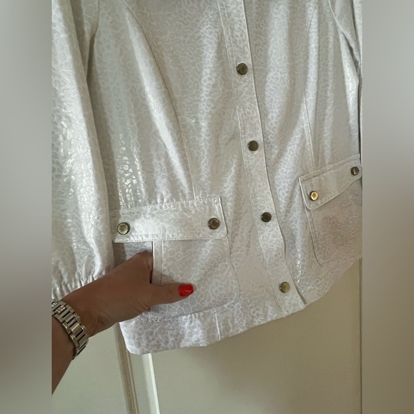Chico’s Sleek White Jacket 3/4 Sleeve with Double front Pockets Women’s Size S - Picture 8 of 14